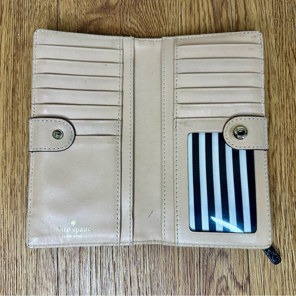 Kate Spade Wellesley Rachelle black and ivory shoulder...